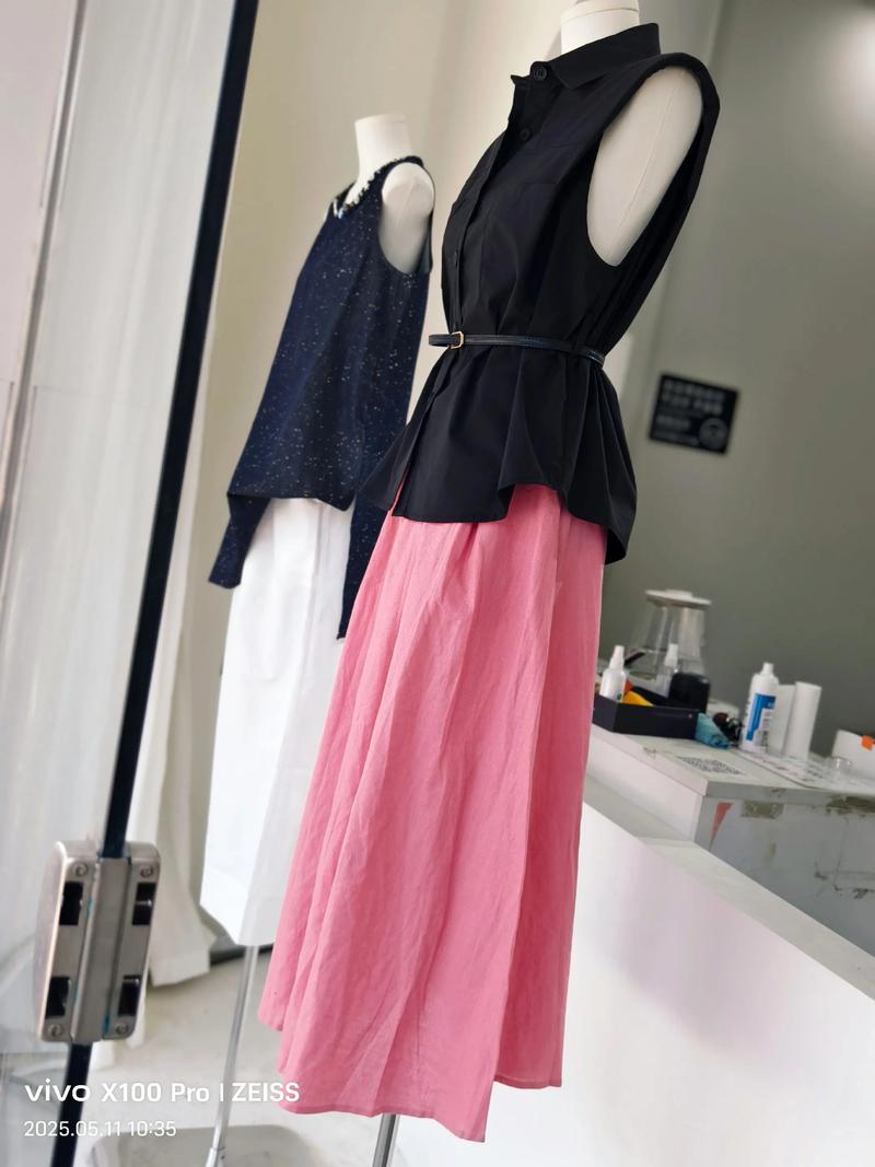 宁陵服装店：品质如山，顾客之友